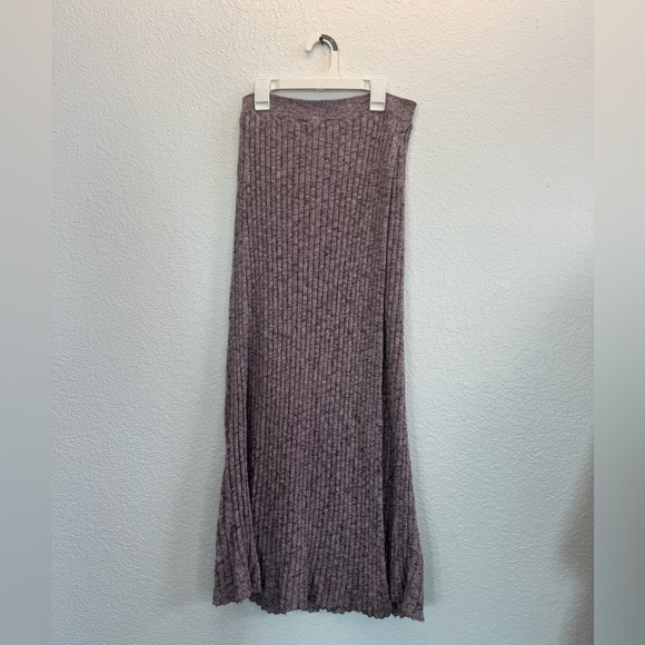 Free People Dresses & Skirts - Free People Better Days Midi Skirt - XL